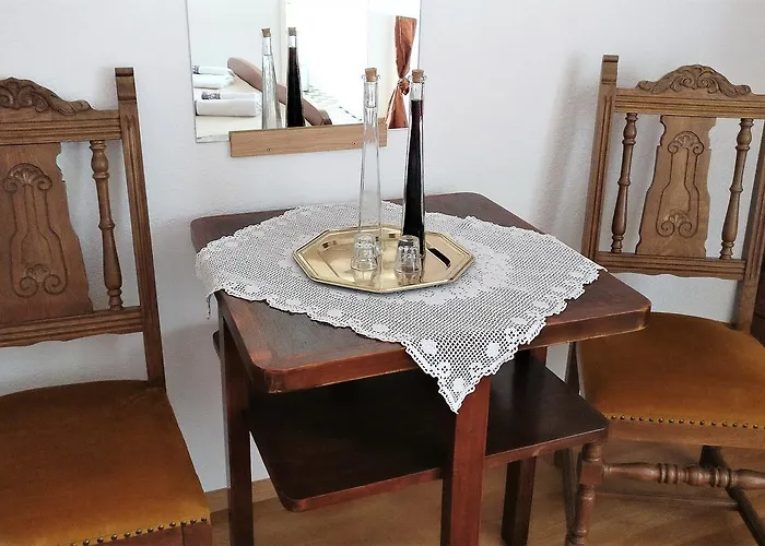Lidija Πανσιόν 3*