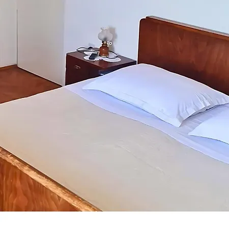 Guest house Lidija 3*