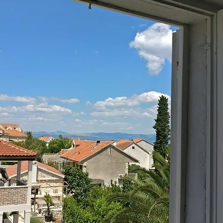 Guest house Lidija 3*